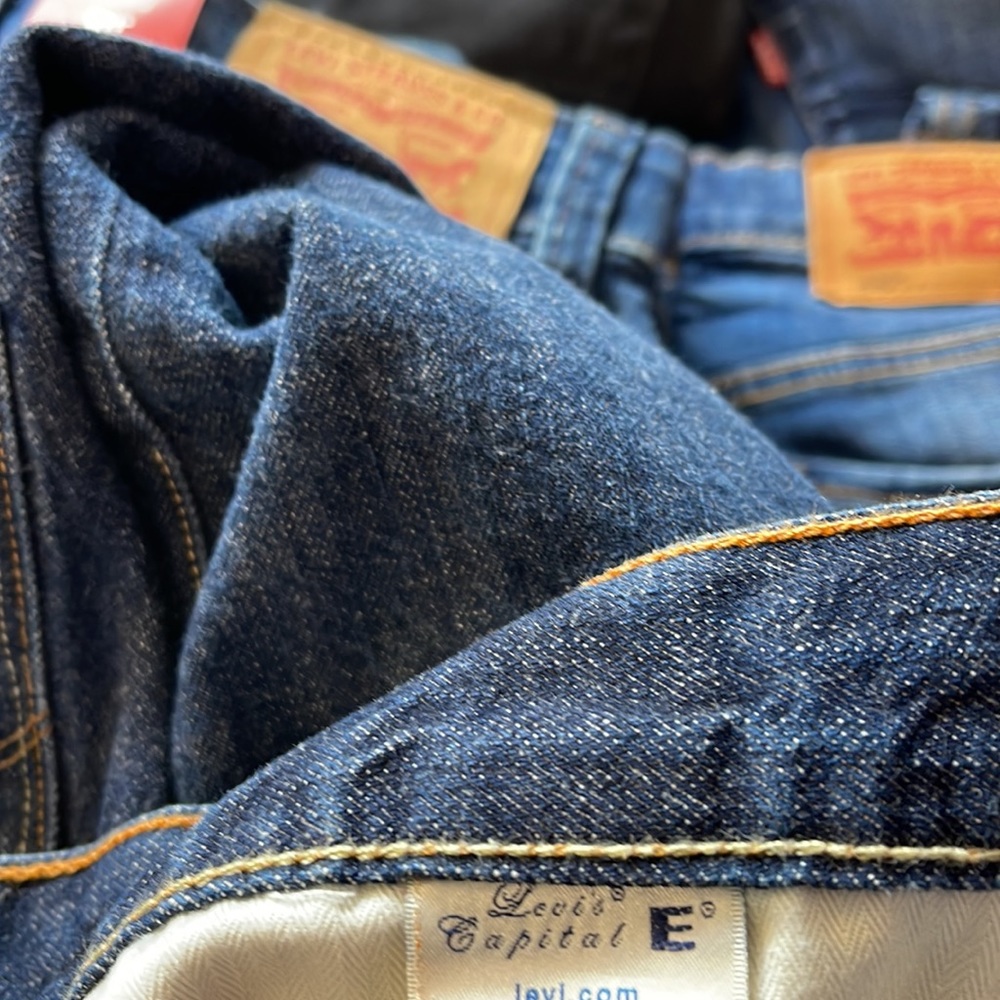 Levi’s Capital E - image 8